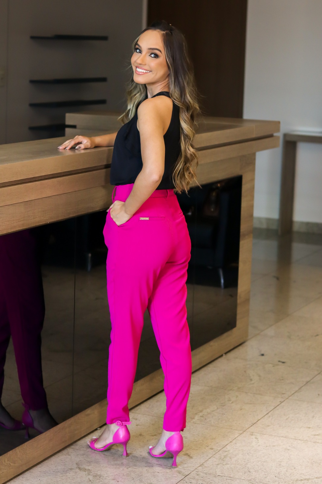 Blusa 2212 Preta Calca 2309 Rosa